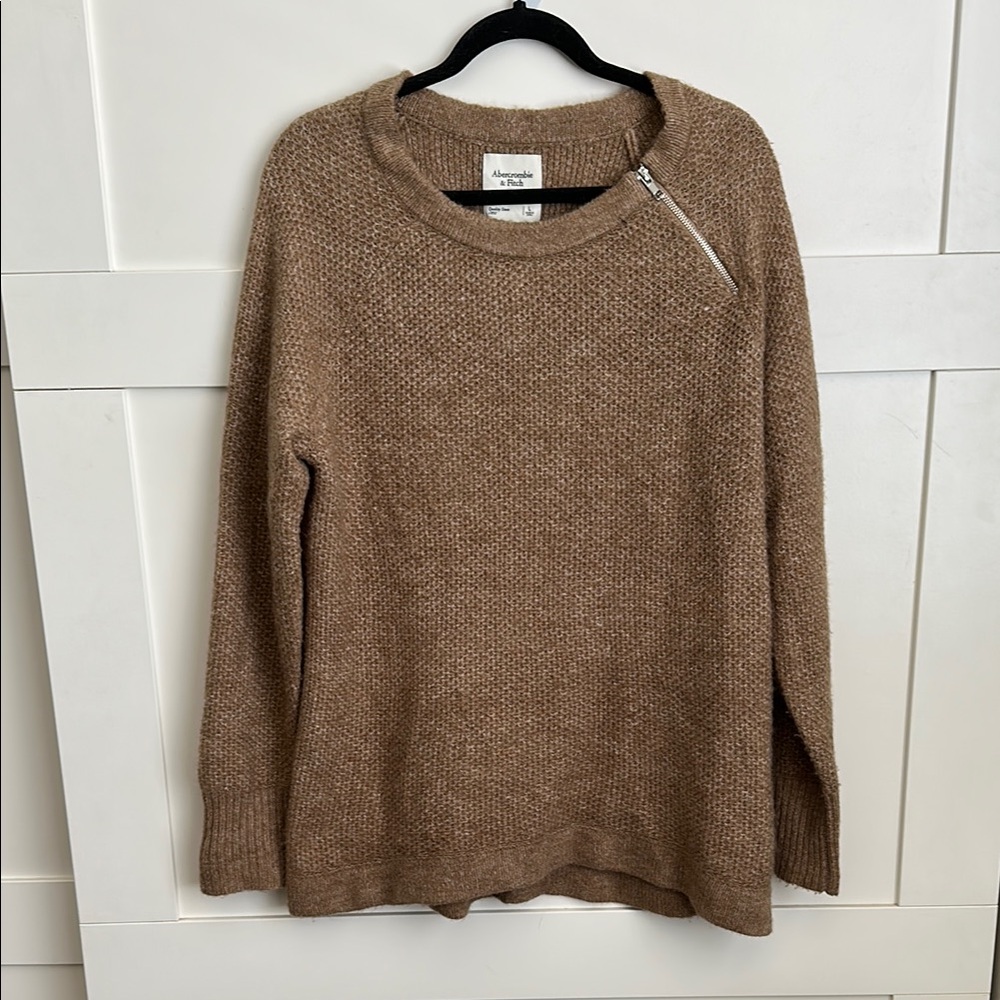 Abercrombie sweater
